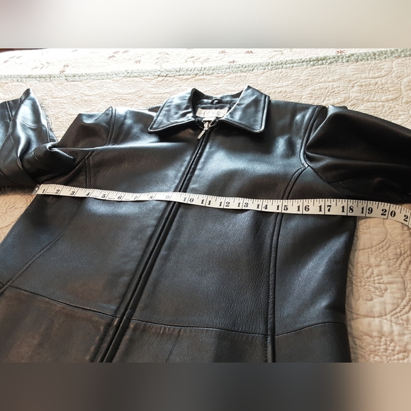 CASUAL CORNER ANNEX, BEAUTIFUL GENUINE BLACK LEATHER JACKET, SIZE SMALL - Picture 8 of 16